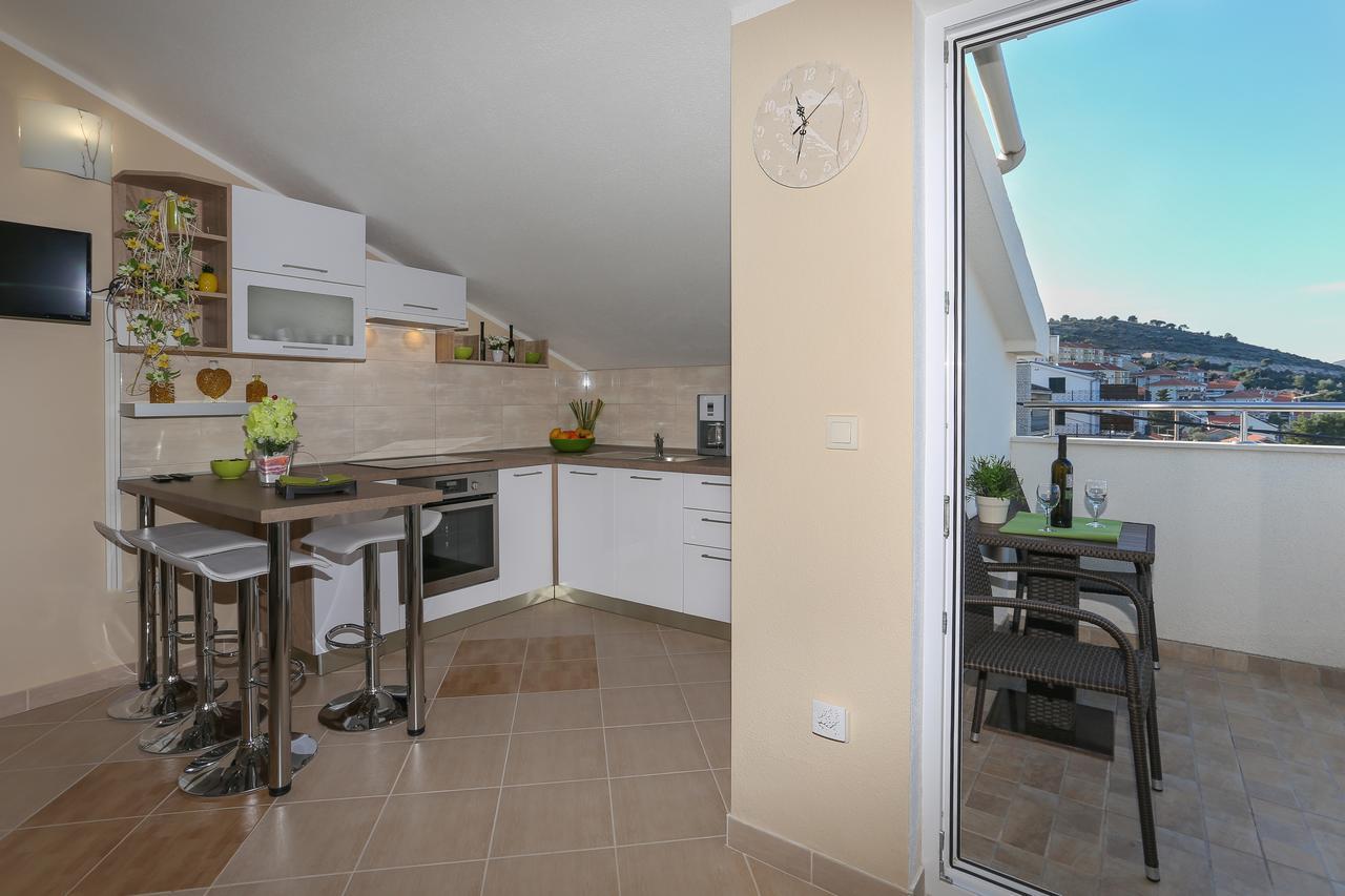 Apartment Panorama Traù Esterno foto